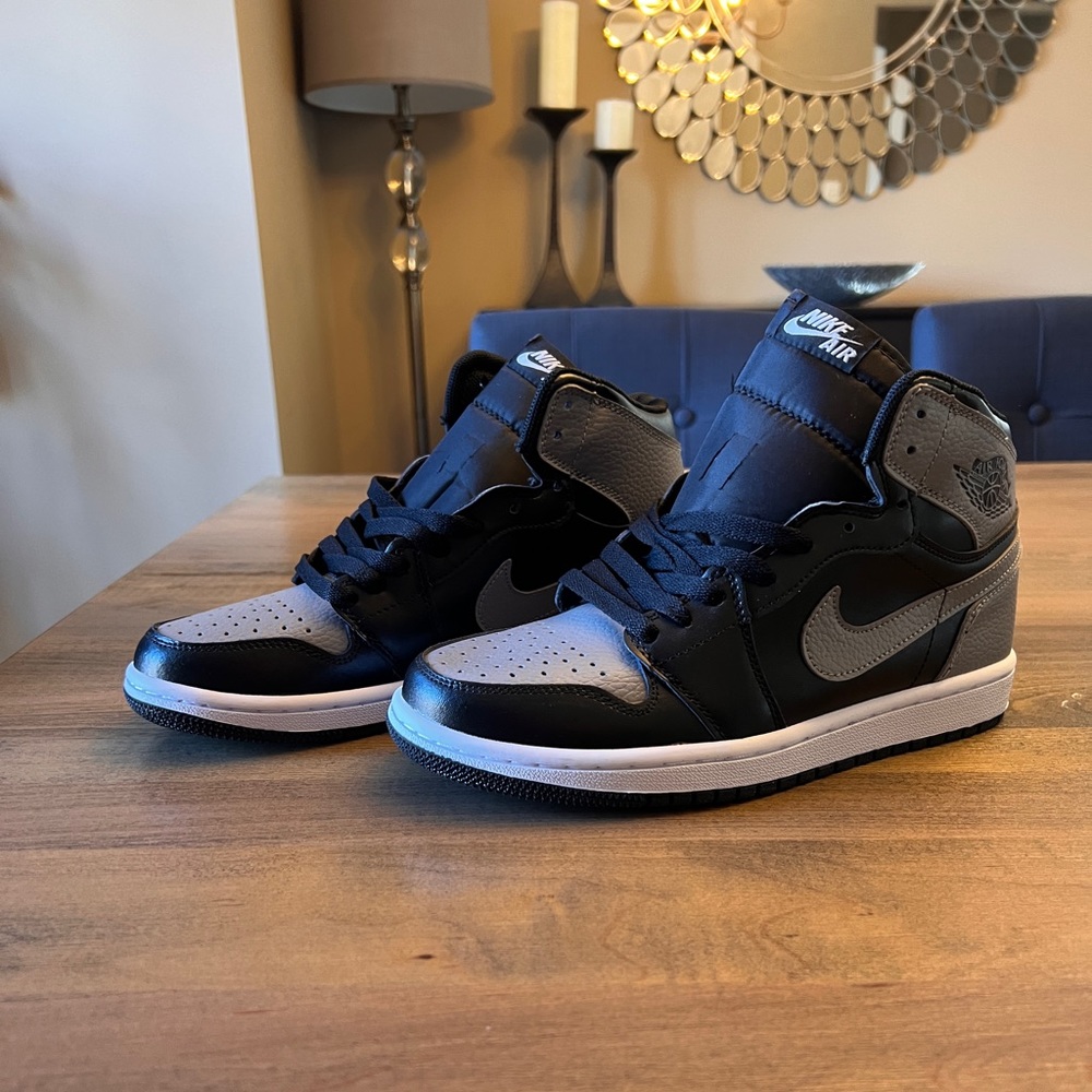 Nike Air Jordan 1 Mid- Men’s 7, Women’s 9